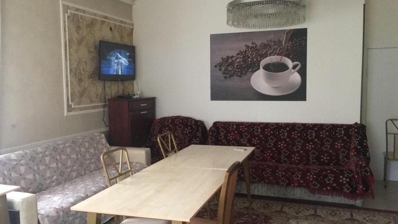 Hostel A99 Asztana Kültér fotó